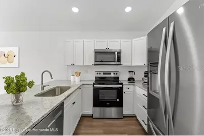 8980 Long Lake Avenue, Weeki Wachee, FL 34613 - Photo 7