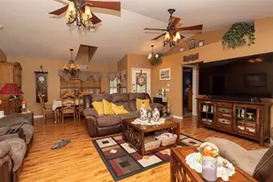 17852 Fancy Ln, Hudson, FL 34667 - Photo 9