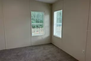 11947 Panama Ave, New Port Richey, FL 34654 - Photo 15