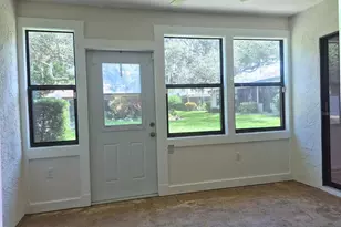 1306 Golf View Dr, Tarpon Springs, FL 34689 - Photo 19