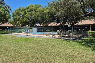 1306 Golf View Dr, Tarpon Springs, FL 34689 - Photo 23