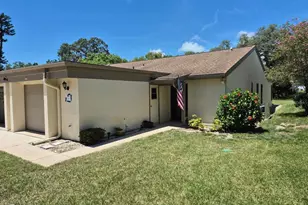 1306 Golf View Dr, Tarpon Springs, FL 34689 - Photo 1