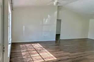 5441 Saltamonte Dr, New Port Richey, FL 34655 - Photo 5