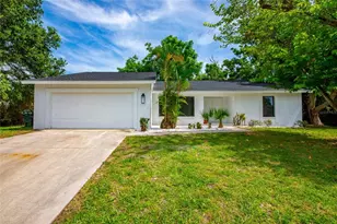 1658 Ridgewood Ln, Sarasota, FL 34231 - Photo 1