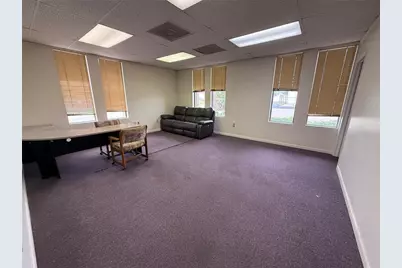 6736 Commerce Avenue, Port Richey, FL 34668 - Photo 23