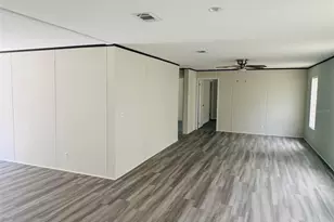 21830 SE 66th St, Morriston, FL 32668 - Photo 9