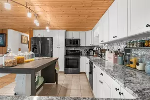 11094 SW 51st Dr, Webster, FL 33597 - Photo 9