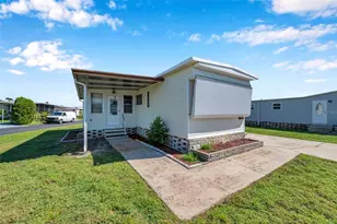 605 Mt Lancaster Ave NE, Saint Petersburg, FL 33702 - Photo 15