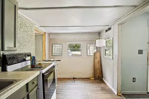 506 Roosevelt Ave, Masaryktown, FL 34604 - Photo 21