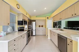 1228 Ashbourne Cir, Trinity, FL 34655 - Photo 19