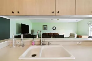 1228 Ashbourne Cir, Trinity, FL 34655 - Photo 17