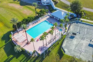 9426 Mississippi Run, Weeki Wachee, FL 34613 - Photo 37