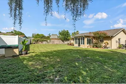 7041 Daggett Terrace, New Port Richey, FL 34655 - Photo 9