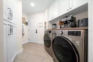 10111 Weeks Dr, Brooksville, FL 34601 - Photo 39