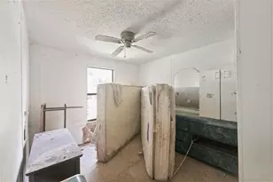 7396 Southview Ct, Weeki Wachee, FL 34613 - Photo 9