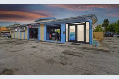 5201 66th Street N, Saint Petersburg, FL 33709 - Photo 1