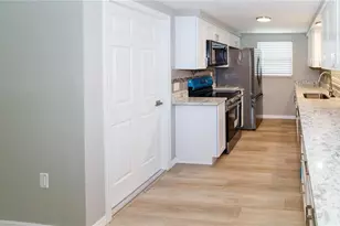 8313 Gulf Way, Hudson, FL 34667 - Photo 9