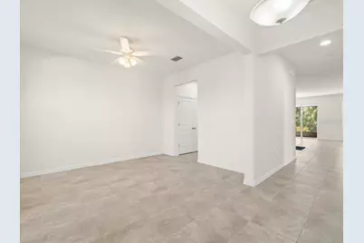 5715 Hevena Court, Palmetto, FL 34221 - Photo 7