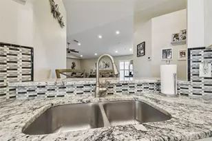 7605 Kinnow Ct, Land O Lakes, FL 34637 - Photo 19