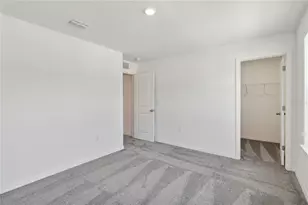 5277 Luisa Ct, Saint Cloud, FL 34771 - Photo 13