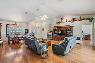 16402 Fringe Tree Dr, Spring Hill, FL 34610 - Photo 13