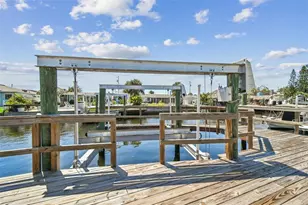 13603 Allyn Dr, Hudson, FL 34667 - Photo 3
