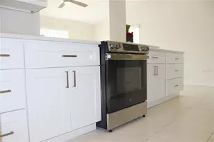 1650 12th St SW, Largo, FL 33778 - Photo 21