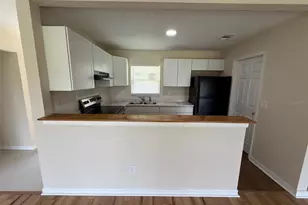 7319 Holiday Dr, Spring Hill, FL 34606 - Photo 7