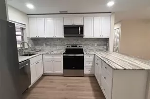 7020 Wentworth Way, New Port Richey, FL 34655 - Photo 5