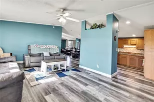 11089 Fulmar Rd, Weeki Wachee, FL 34614 - Photo 11