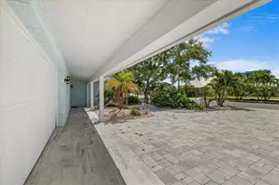 10001 S Yacht Club Dr, Treasure Island, FL 33706 - Photo 7