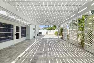 10001 S Yacht Club Dr, Treasure Island, FL 33706 - Photo 45