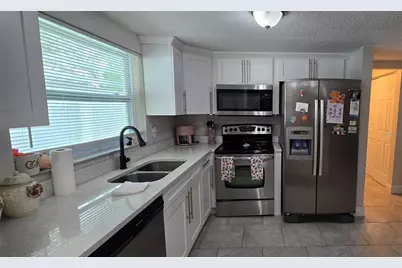 9116 Gray Fox Lane, Port Richey, FL 34668 - Photo 11