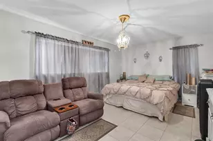 311 Bay St, Tarpon Springs, FL 34689 - Photo 13