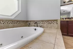 1065 Sable Ct N E, Saint Petersburg, FL 33702 - Photo 29