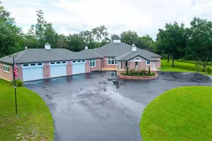 22370 Skyview Cir, Brooksville, FL 34602 - Photo 1