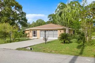 10196 Thayer St, Brooksville, FL 34601 - Photo 1