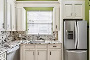 2649 Tottenham Dr, New Port Richey, FL 34655 - Photo 9