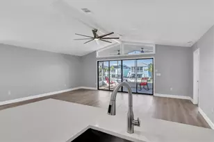 5925 Seaside Dr, New Port Richey, FL 34652 - Photo 15