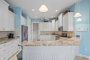 9196 Mississippi Run, Weeki Wachee, FL 34613 - Photo 19