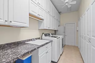 9196 Mississippi Run, Weeki Wachee, FL 34613 - Photo 53