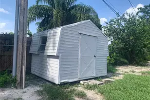 7425 Buchanan Dr, Port Richey, FL 34668 - Photo 25