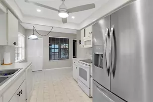 9444 Rockbridge Cir, New Port Richey, FL 34655 - Photo 9