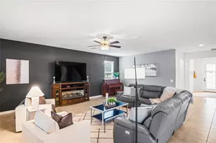 4514 Highfalls Dr, Valrico, FL 33594 - Photo 9