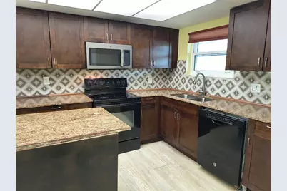 4518 Garnet Drive #202, New Port Richey, FL 34652 - Photo 7
