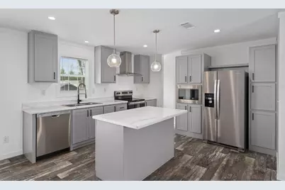 16092 Naples Street, Brooksville, FL 34604 - Photo 13