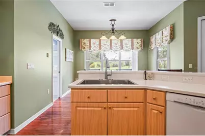 9272 Westshore Drive, Weeki Wachee, FL 34613 - Photo 11