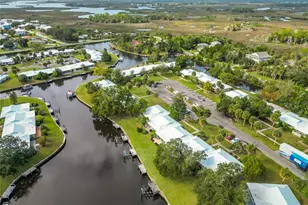 11293 W Bayshore Dr, Crystal River, FL 34429 - Photo 57