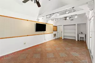 16502 E Course Dr, Tampa, FL 33624 - Photo 33