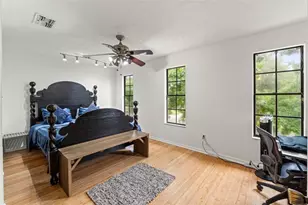 16502 E Course Dr, Tampa, FL 33624 - Photo 63